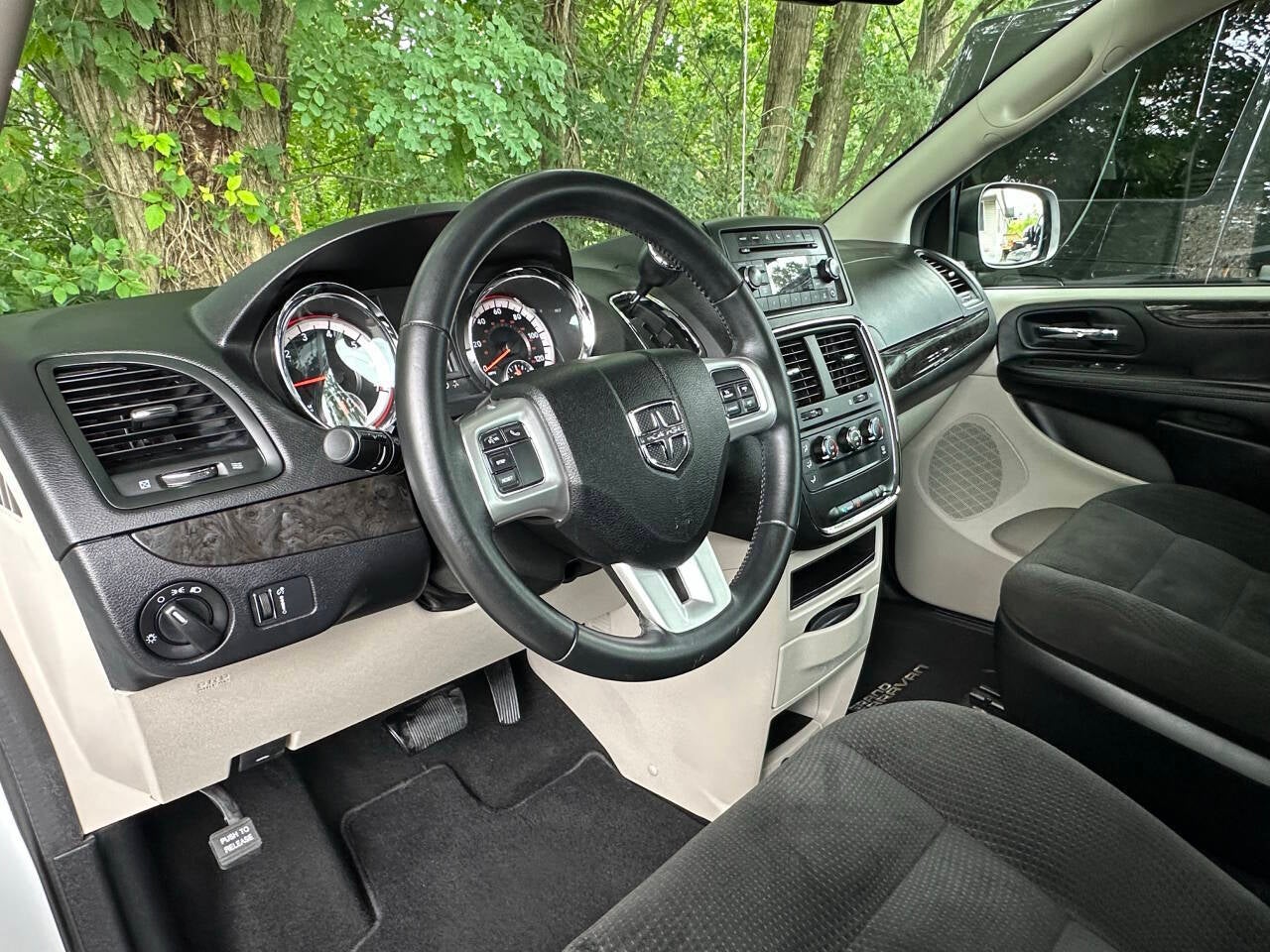 2016 Dodge Grand Caravan American Value Package 4dr Mini Van