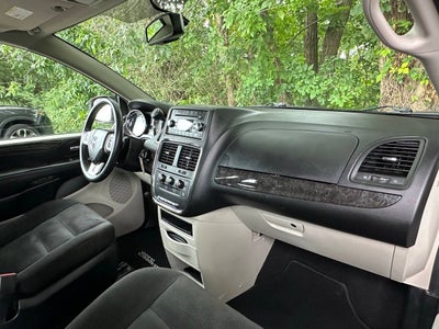 2016 Dodge Grand Caravan American Value Package 4dr Mini Van