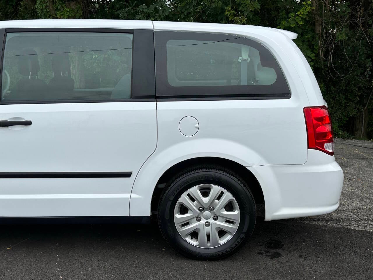 2016 Dodge Grand Caravan American Value Package 4dr Mini Van