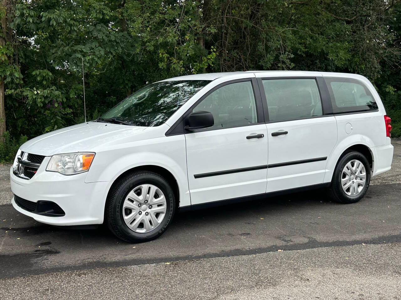 2016 Dodge Grand Caravan American Value Package 4dr Mini Van