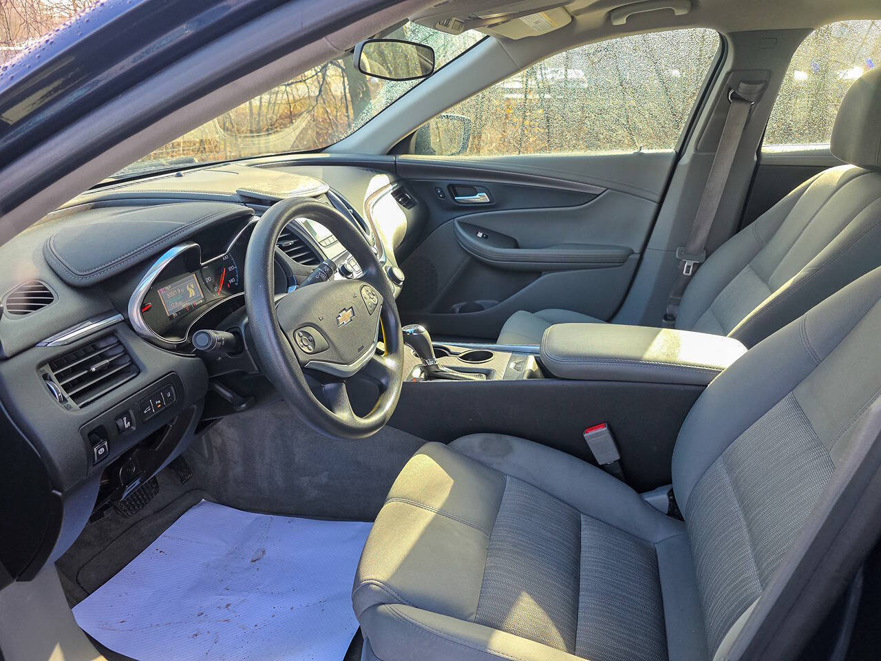 2015 Chevrolet Impala LS 4dr Sedan