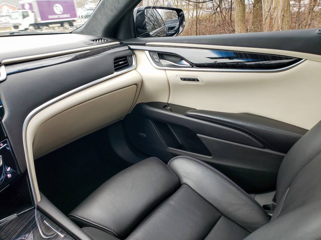 2016 Cadillac XTS Platinum AWD 4dr Sedan