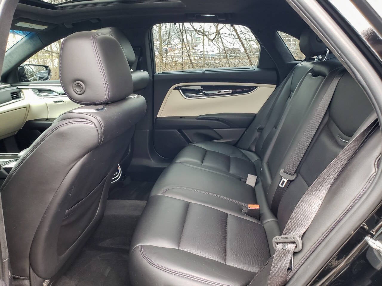 2016 Cadillac XTS Platinum AWD 4dr Sedan