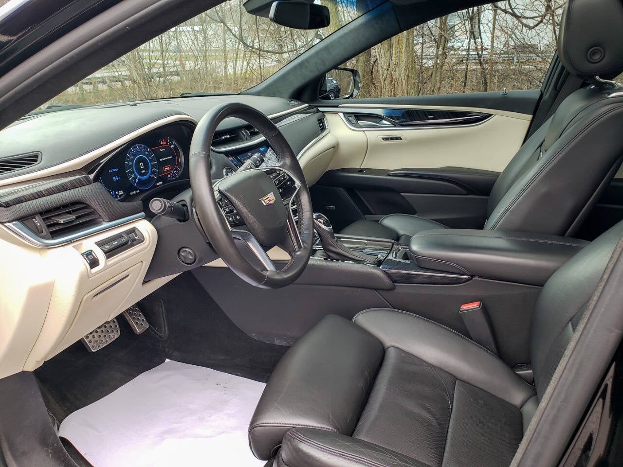 2016 Cadillac XTS Platinum AWD 4dr Sedan