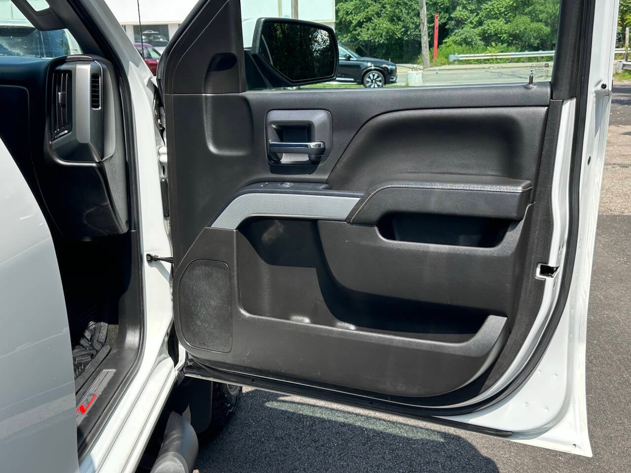 2018 Chevrolet Silverado 1500 LT Z71 4x4 4dr Double Cab 6.5 ft. SB