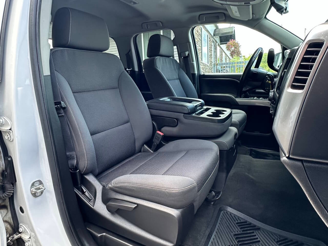 2018 Chevrolet Silverado 1500 LT Z71 4x4 4dr Double Cab 6.5 ft. SB