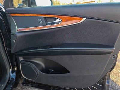 2019 Lincoln Nautilus Select AWD 4dr SUV