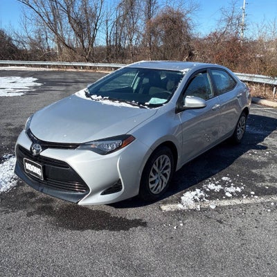 2018 Toyota Corolla LE 4dr Sedan