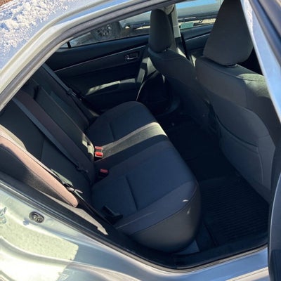 2018 Toyota Corolla LE 4dr Sedan