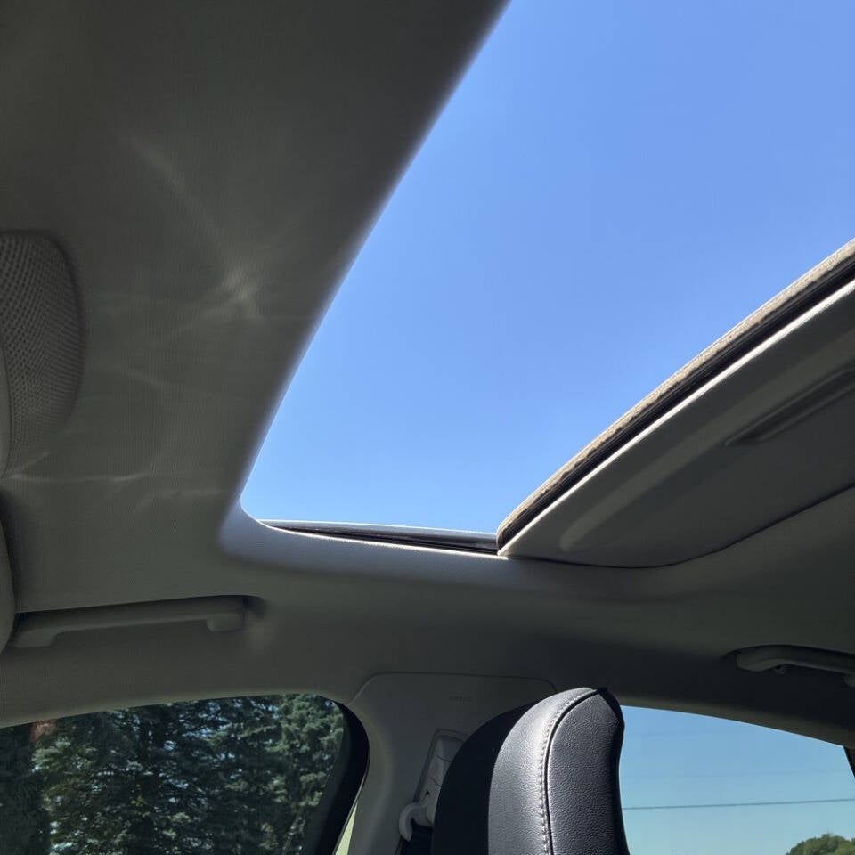 2017 Ford Fusion Titanium 4dr Sedan