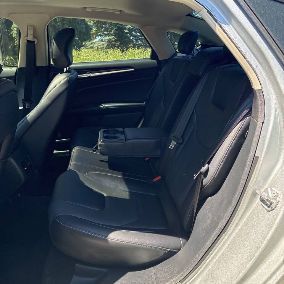 2017 Ford Fusion Titanium 4dr Sedan