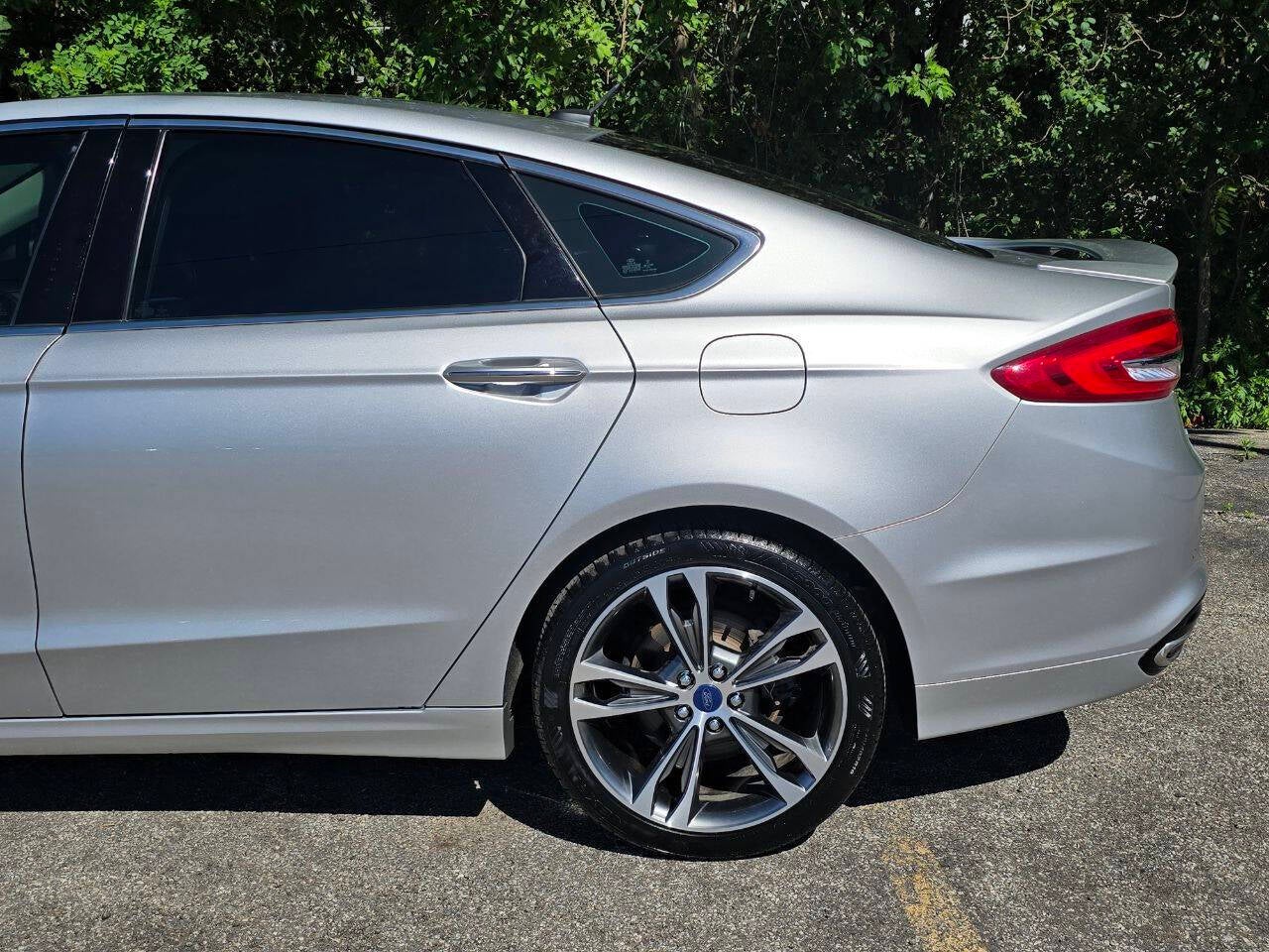 2017 Ford Fusion Titanium 4dr Sedan