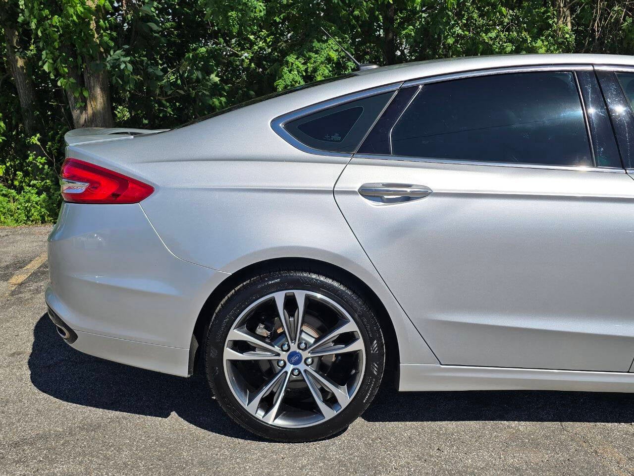 2017 Ford Fusion Titanium 4dr Sedan