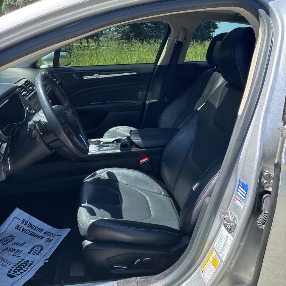 2017 Ford Fusion Titanium 4dr Sedan