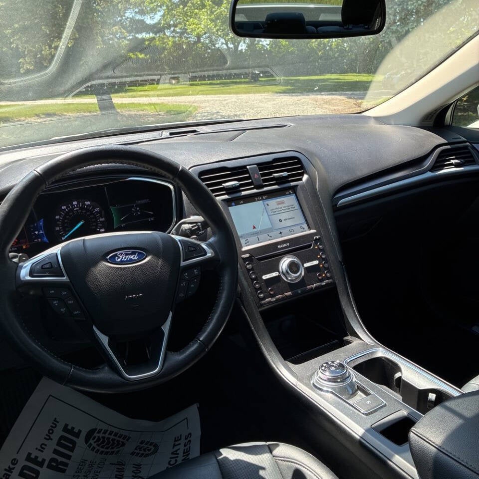 2017 Ford Fusion Titanium 4dr Sedan