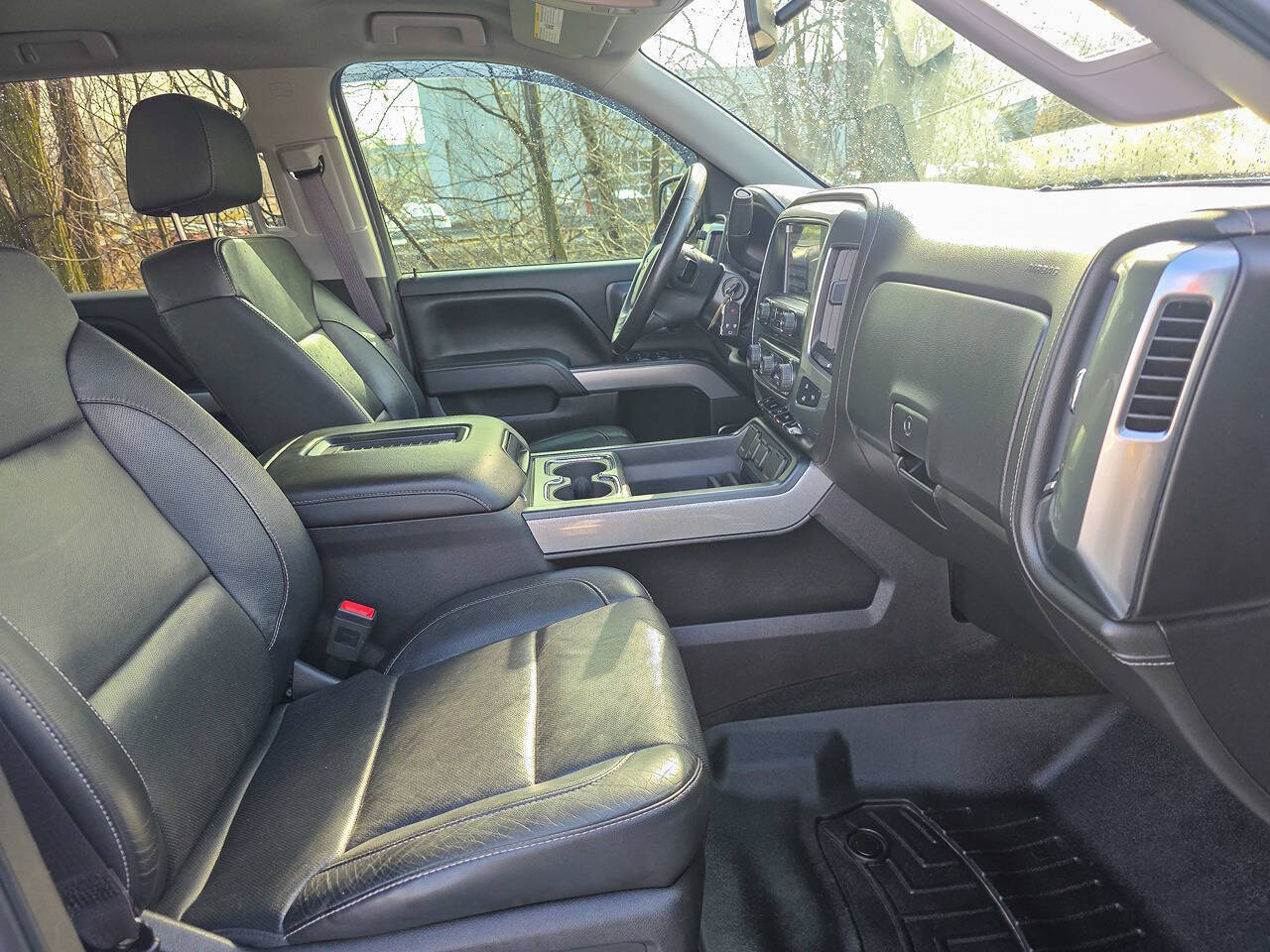 2017 Chevrolet Silverado 1500 LTZ Z71 4x4 4dr Crew Cab 5.8 ft. SB