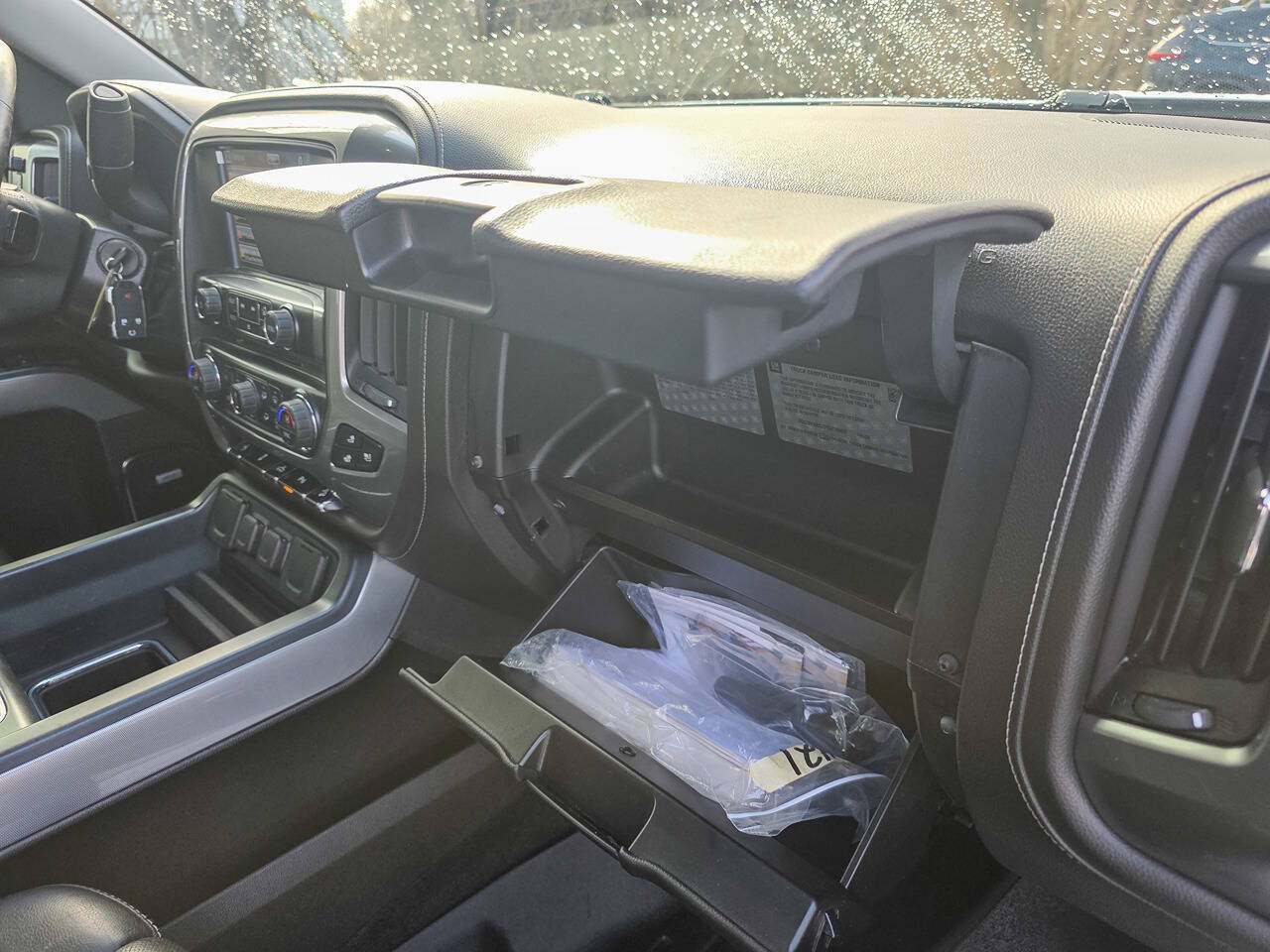 2017 Chevrolet Silverado 1500 LTZ Z71 4x4 4dr Crew Cab 5.8 ft. SB