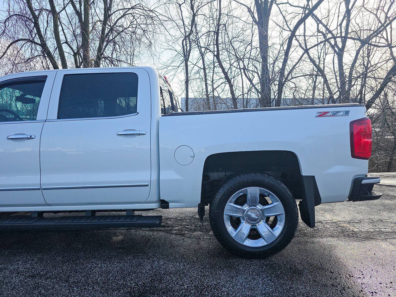 2017 Chevrolet Silverado 1500 LTZ Z71 4x4 4dr Crew Cab 5.8 ft. SB