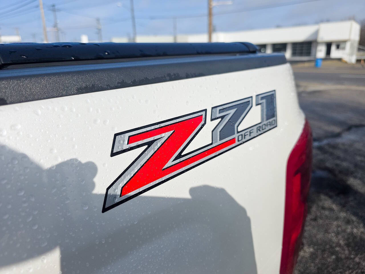 2017 Chevrolet Silverado 1500 LTZ Z71 4x4 4dr Crew Cab 5.8 ft. SB