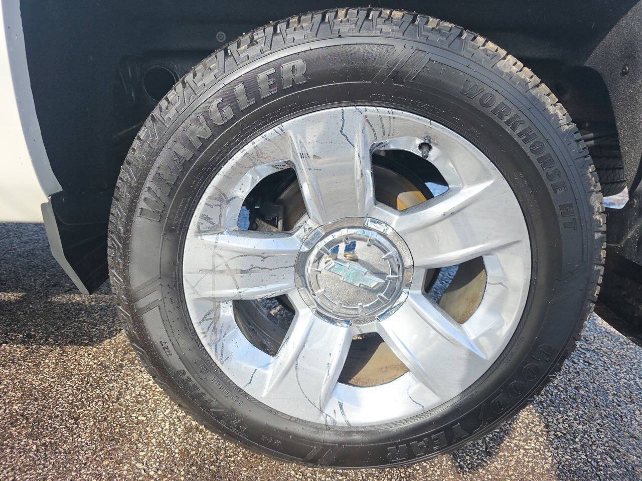 2017 Chevrolet Silverado 1500 LTZ Z71 4x4 4dr Crew Cab 5.8 ft. SB