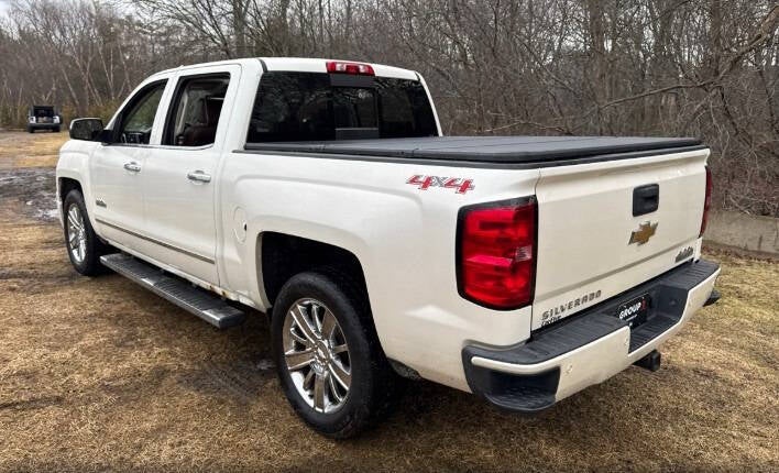 2015 Chevrolet Silverado 1500 High Country 4x4 4dr Crew Cab 5.8 ft. SB