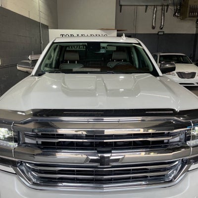 2016 Chevrolet Silverado 1500 High Country 4x4 4dr Crew Cab 5.8 ft. SB