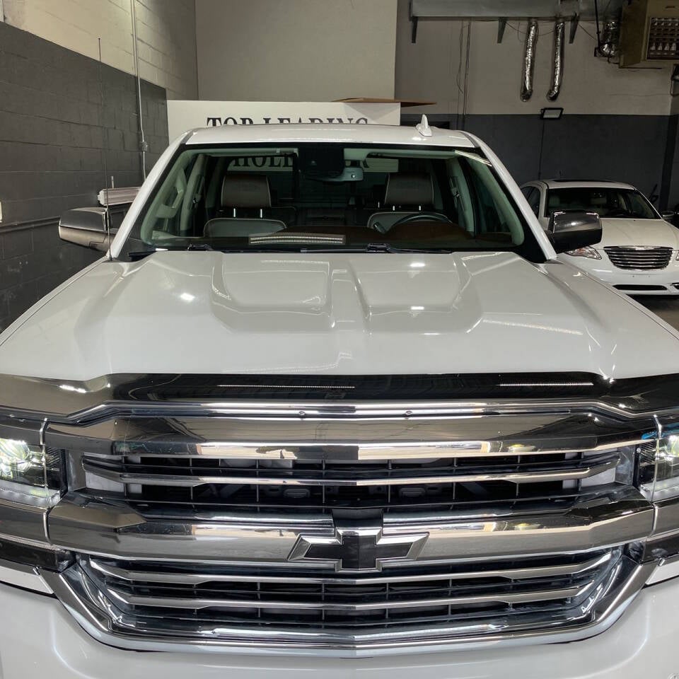 2016 Chevrolet Silverado 1500 High Country 4x4 4dr Crew Cab 5.8 ft. SB