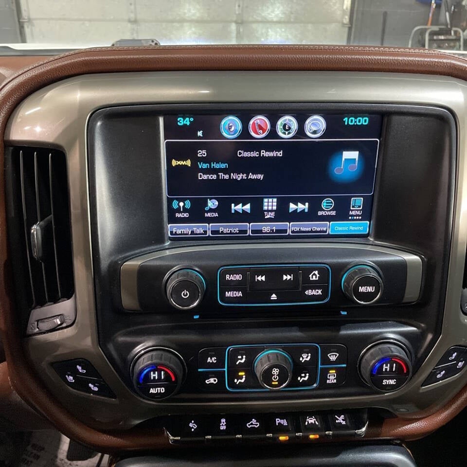 2016 Chevrolet Silverado 1500 High Country 4x4 4dr Crew Cab 5.8 ft. SB