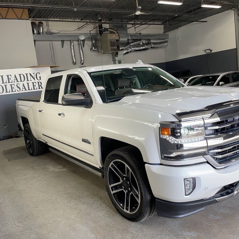 2016 Chevrolet Silverado 1500 High Country 4x4 4dr Crew Cab 5.8 ft. SB