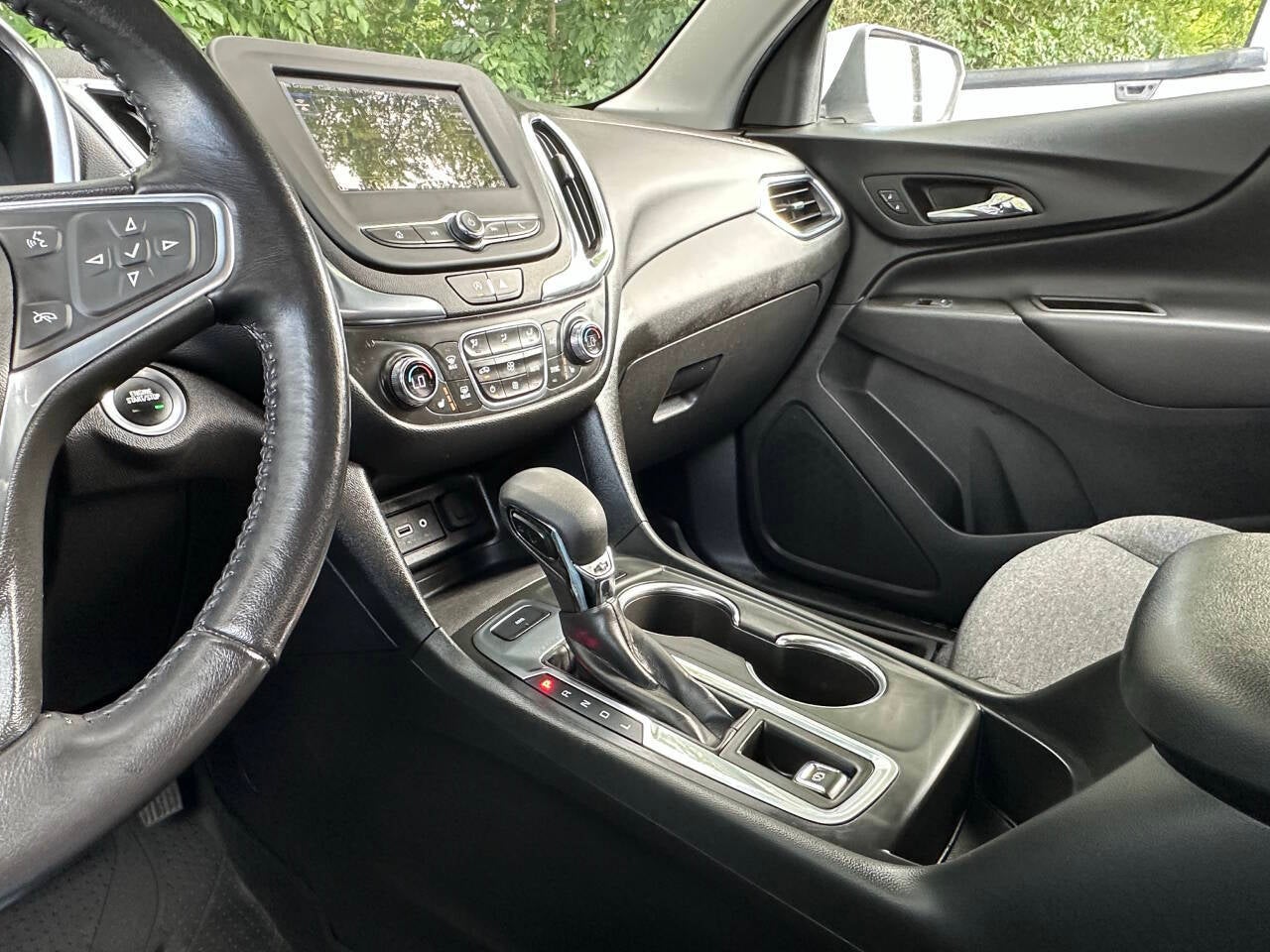 2022 Chevrolet Equinox LT 4x4 4dr SUV w/1LT
