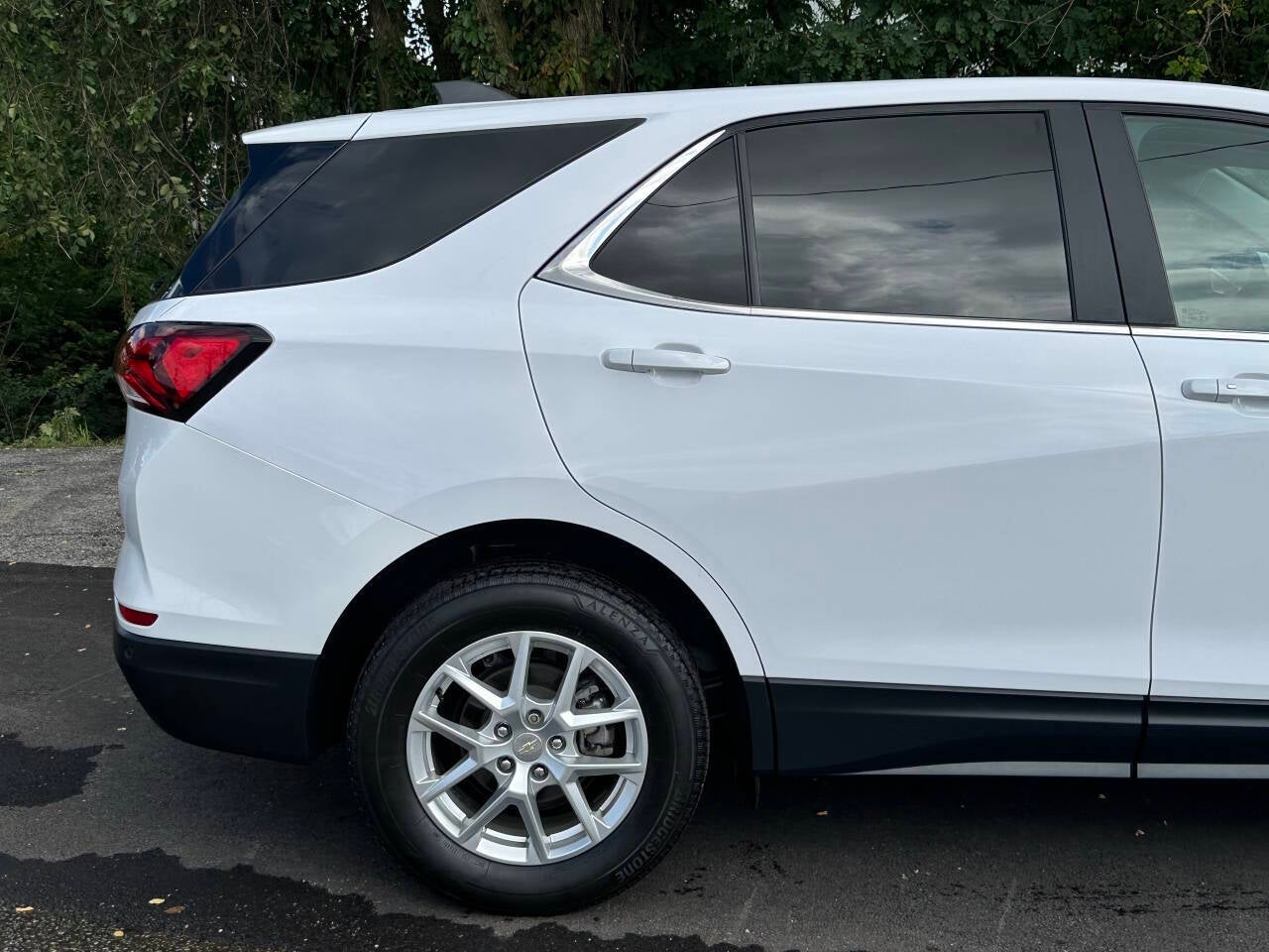 2022 Chevrolet Equinox LT 4x4 4dr SUV w/1LT