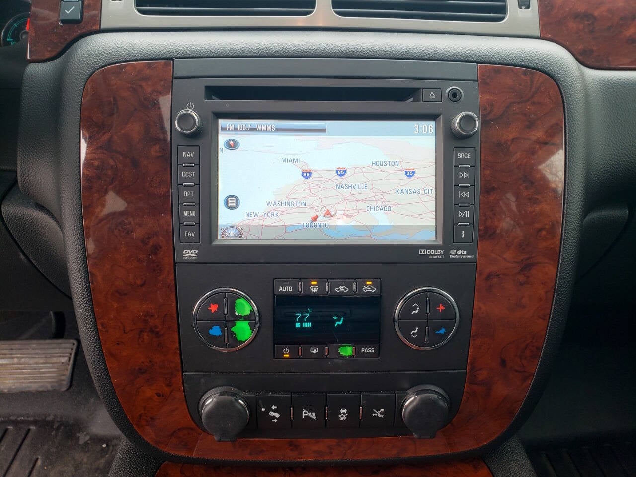 2013 Chevrolet Avalanche LTZ Black Diamond 4x4 4dr Crew Cab Pickup