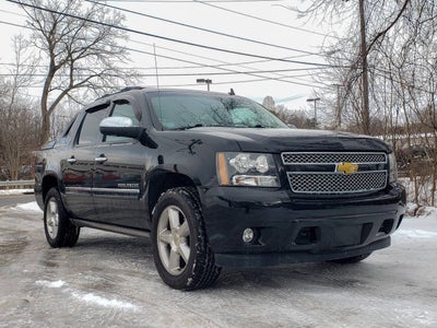 2013 Chevrolet Avalanche LTZ Black Diamond 4x4 4dr Crew Cab Pickup