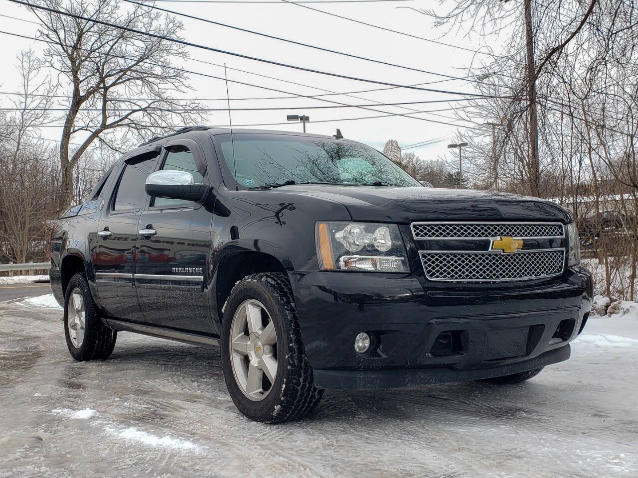 2013 Chevrolet Avalanche LTZ Black Diamond 4x4 4dr Crew Cab Pickup