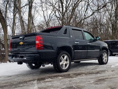 2013 Chevrolet Avalanche LTZ Black Diamond 4x4 4dr Crew Cab Pickup