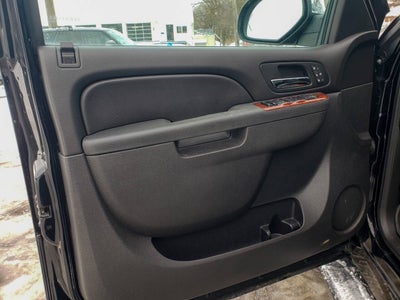 2013 Chevrolet Avalanche LTZ Black Diamond 4x4 4dr Crew Cab Pickup