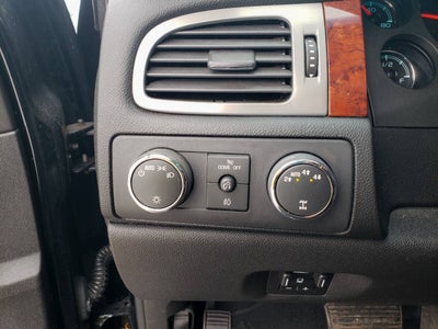 2013 Chevrolet Avalanche LTZ Black Diamond 4x4 4dr Crew Cab Pickup