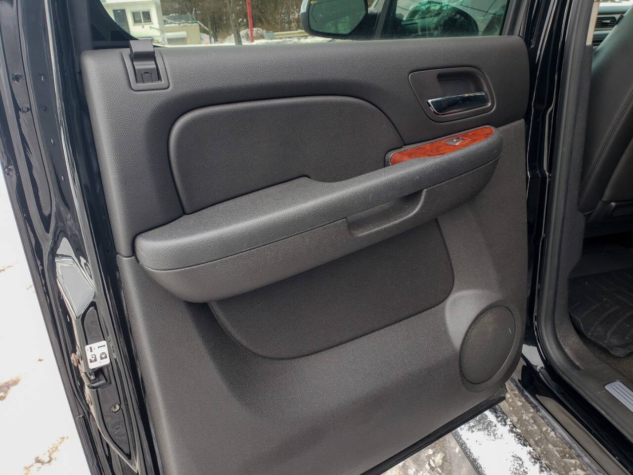 2013 Chevrolet Avalanche LTZ Black Diamond 4x4 4dr Crew Cab Pickup