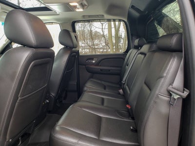 2013 Chevrolet Avalanche LTZ Black Diamond 4x4 4dr Crew Cab Pickup