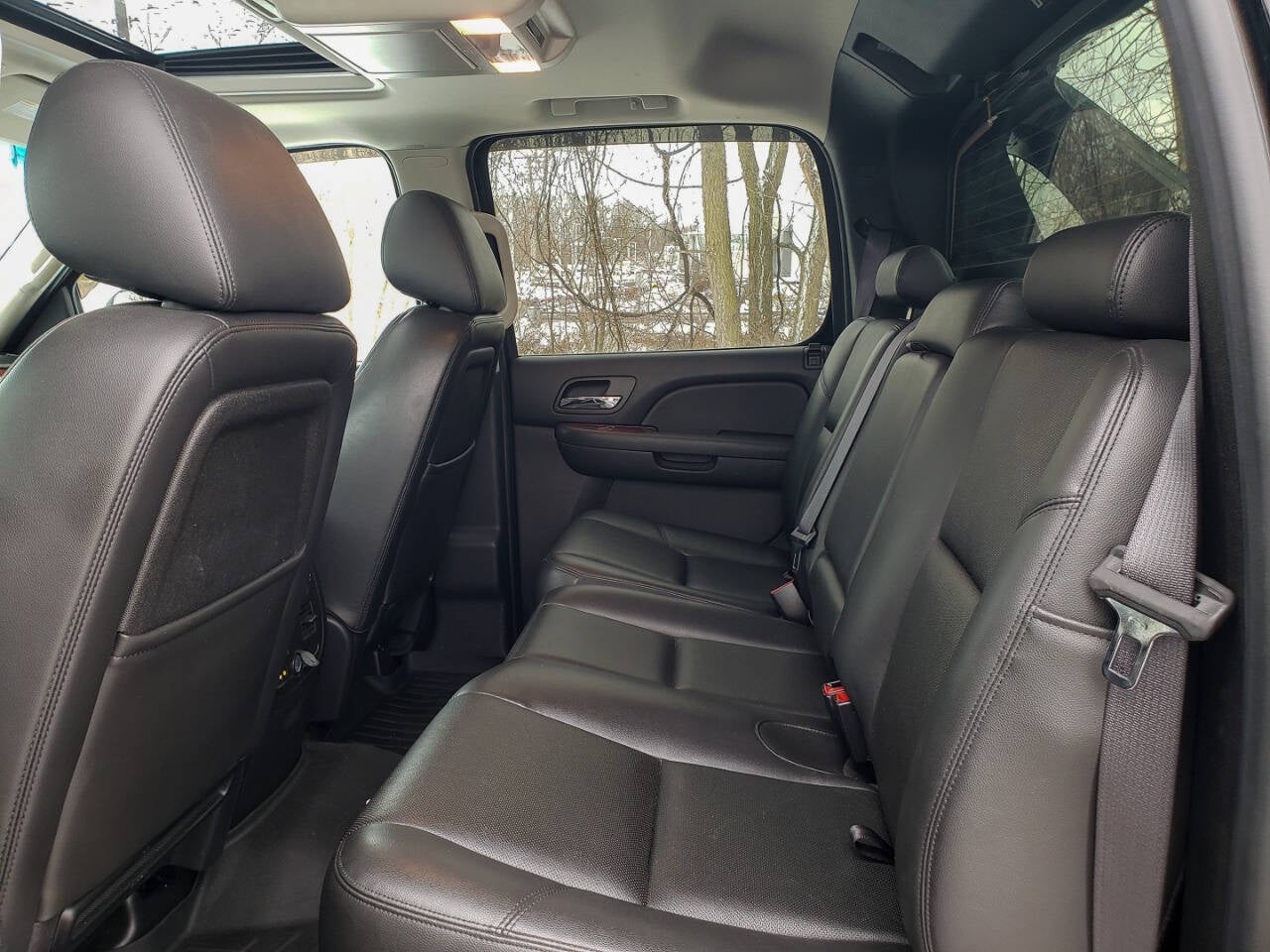 2013 Chevrolet Avalanche LTZ Black Diamond 4x4 4dr Crew Cab Pickup