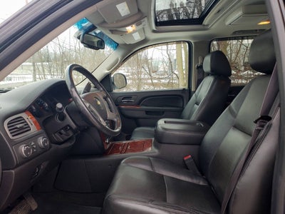 2013 Chevrolet Avalanche LTZ Black Diamond 4x4 4dr Crew Cab Pickup