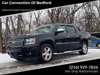 2013 Chevrolet Avalanche LTZ Black Diamond 4x4 4dr Crew Cab Pickup
