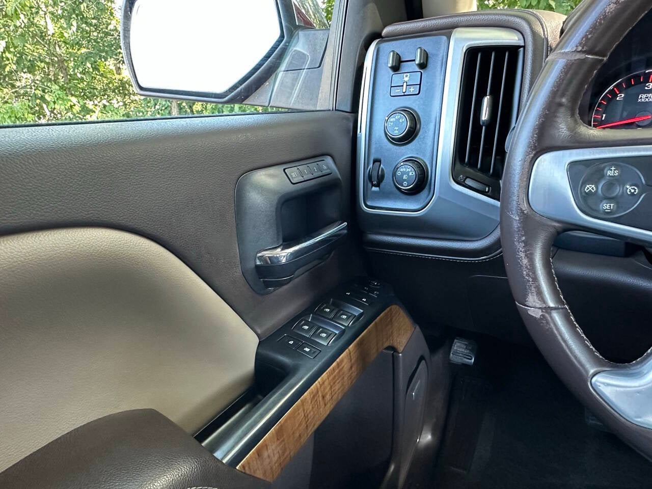 2015 GMC Sierra 1500 SLT 4x4 4dr Crew Cab 5.8 ft. SB