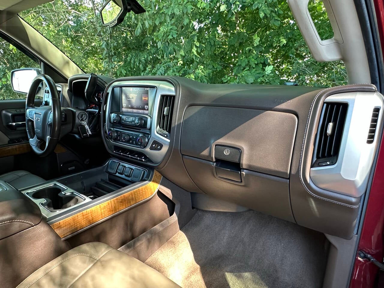 2015 GMC Sierra 1500 SLT 4x4 4dr Crew Cab 5.8 ft. SB