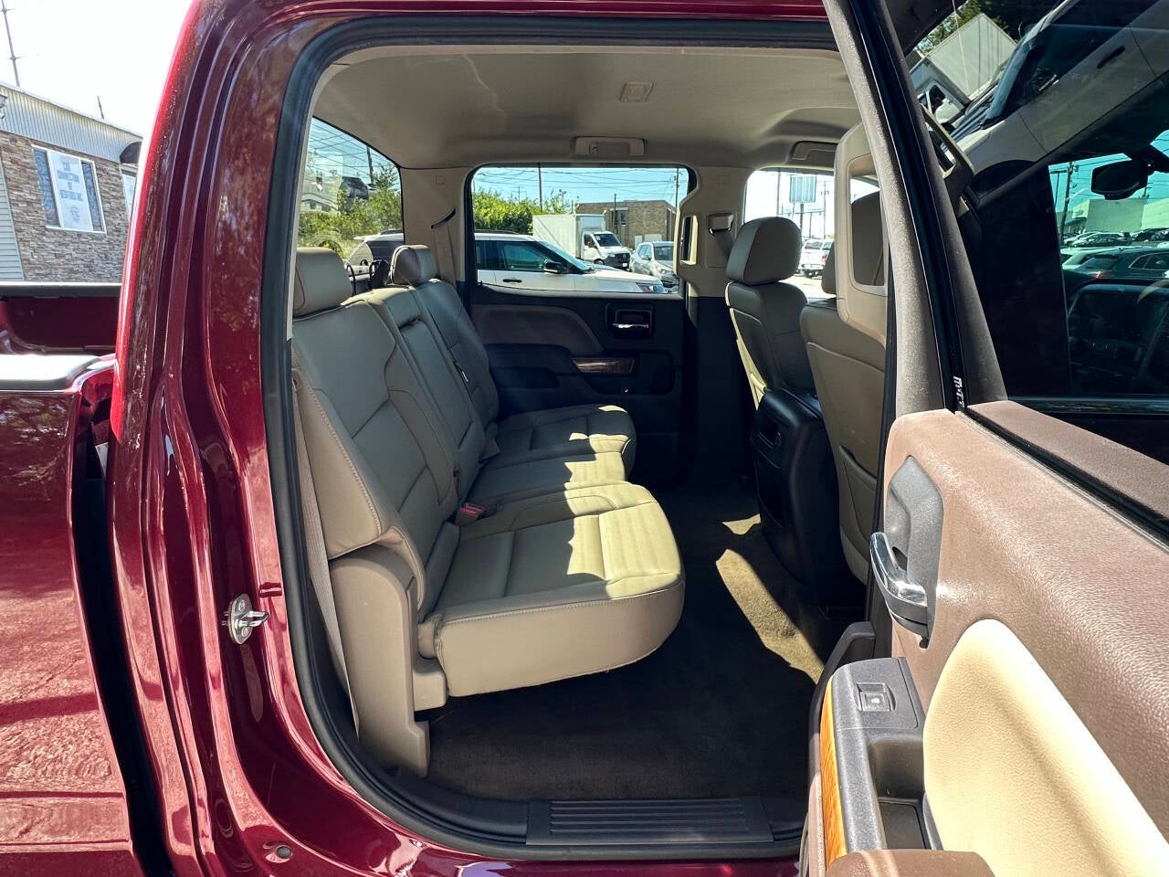 2015 GMC Sierra 1500 SLT 4x4 4dr Crew Cab 5.8 ft. SB