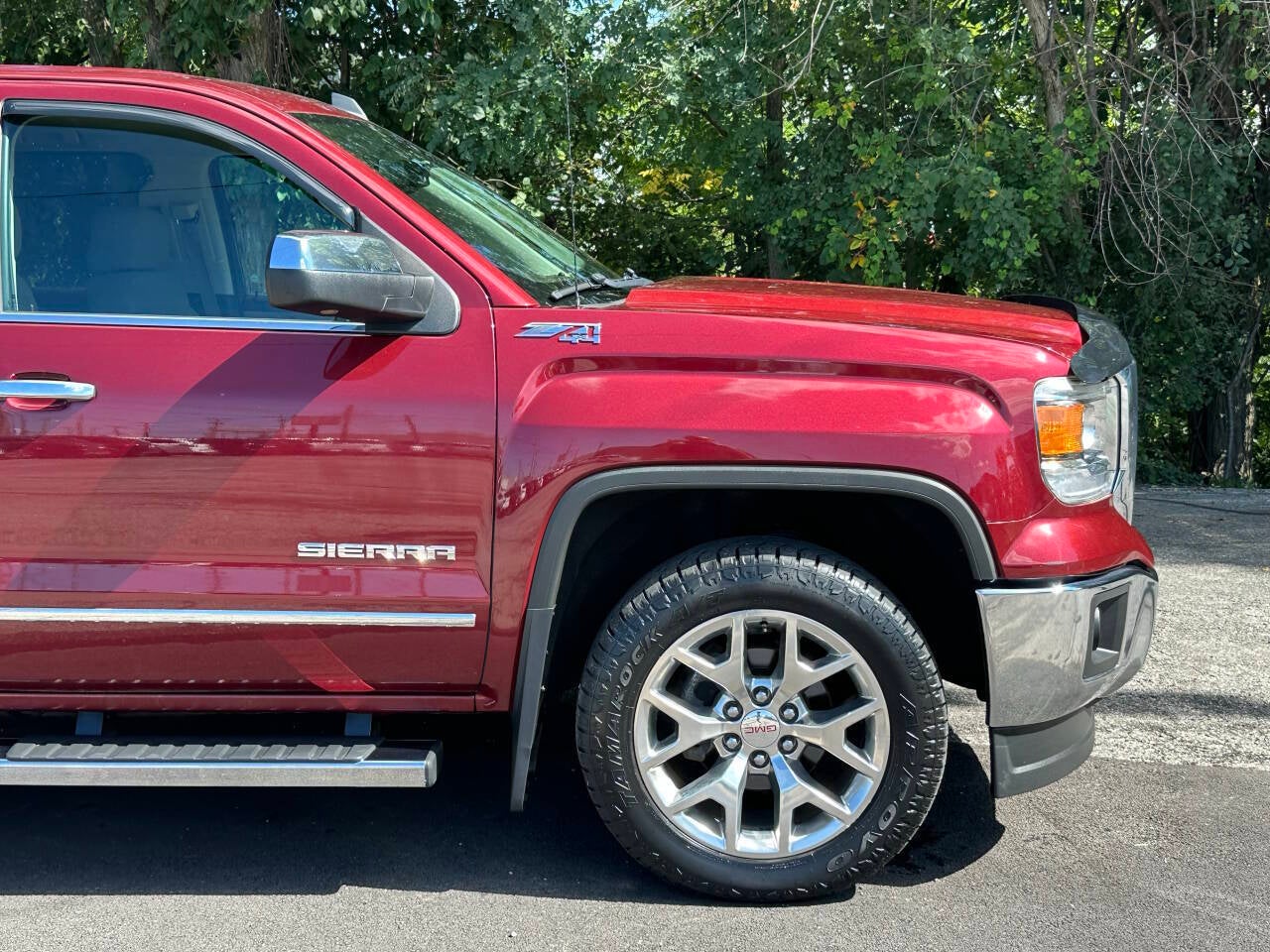 2015 GMC Sierra 1500 SLT 4x4 4dr Crew Cab 5.8 ft. SB