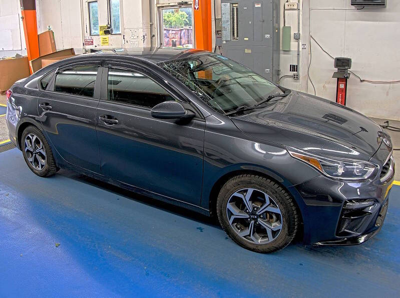 2021 Kia Forte LXS 4dr Sedan