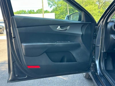 2021 Kia Forte LXS 4dr Sedan