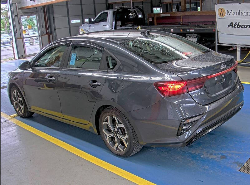 2021 Kia Forte LXS 4dr Sedan