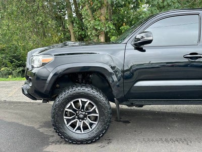 2020 Toyota Tacoma TRD Sport 4x4 4dr Double Cab 5.0 ft SB 6A